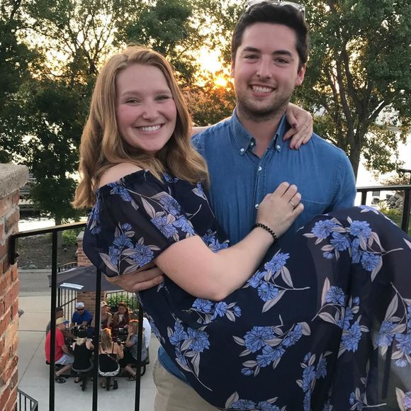 Meet your Posher, Sarah - Picture 1 of 1